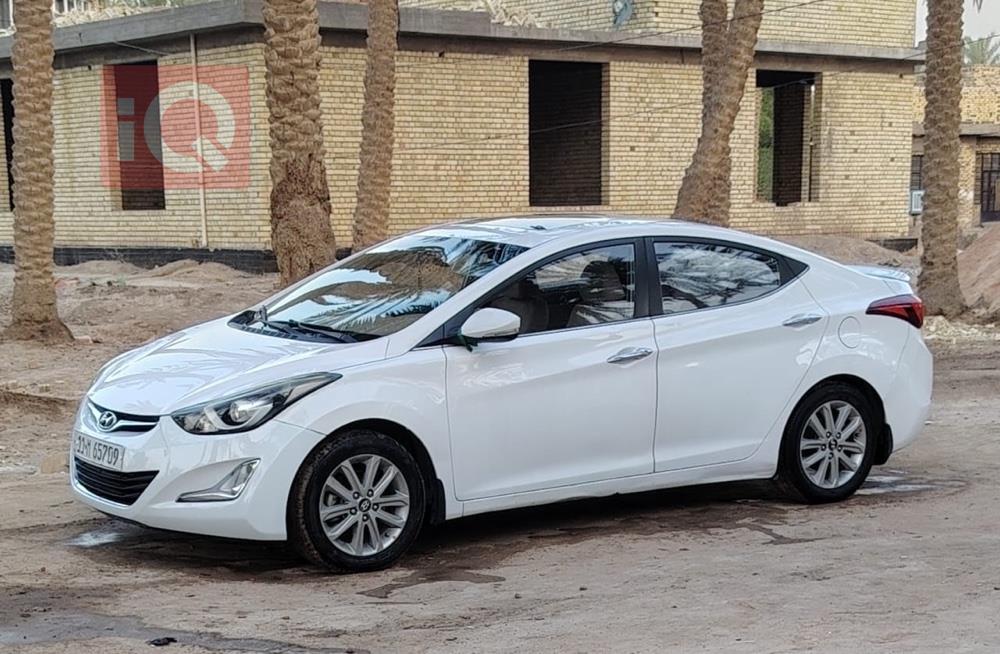 هیوندای ئەلەنترا